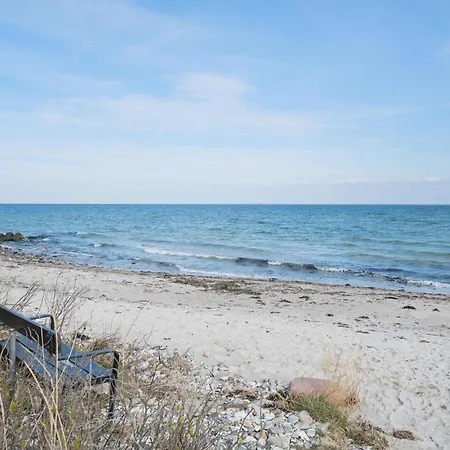 Dom wakacyjny 2 Bedroom Cozy In *